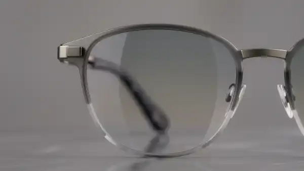 Gleitsichtglas mit fließendem Übergang im Detail